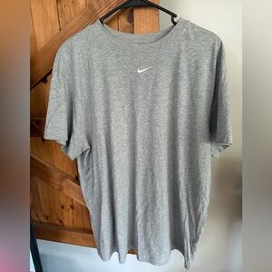 The Nike Tee Gray NWOT Large